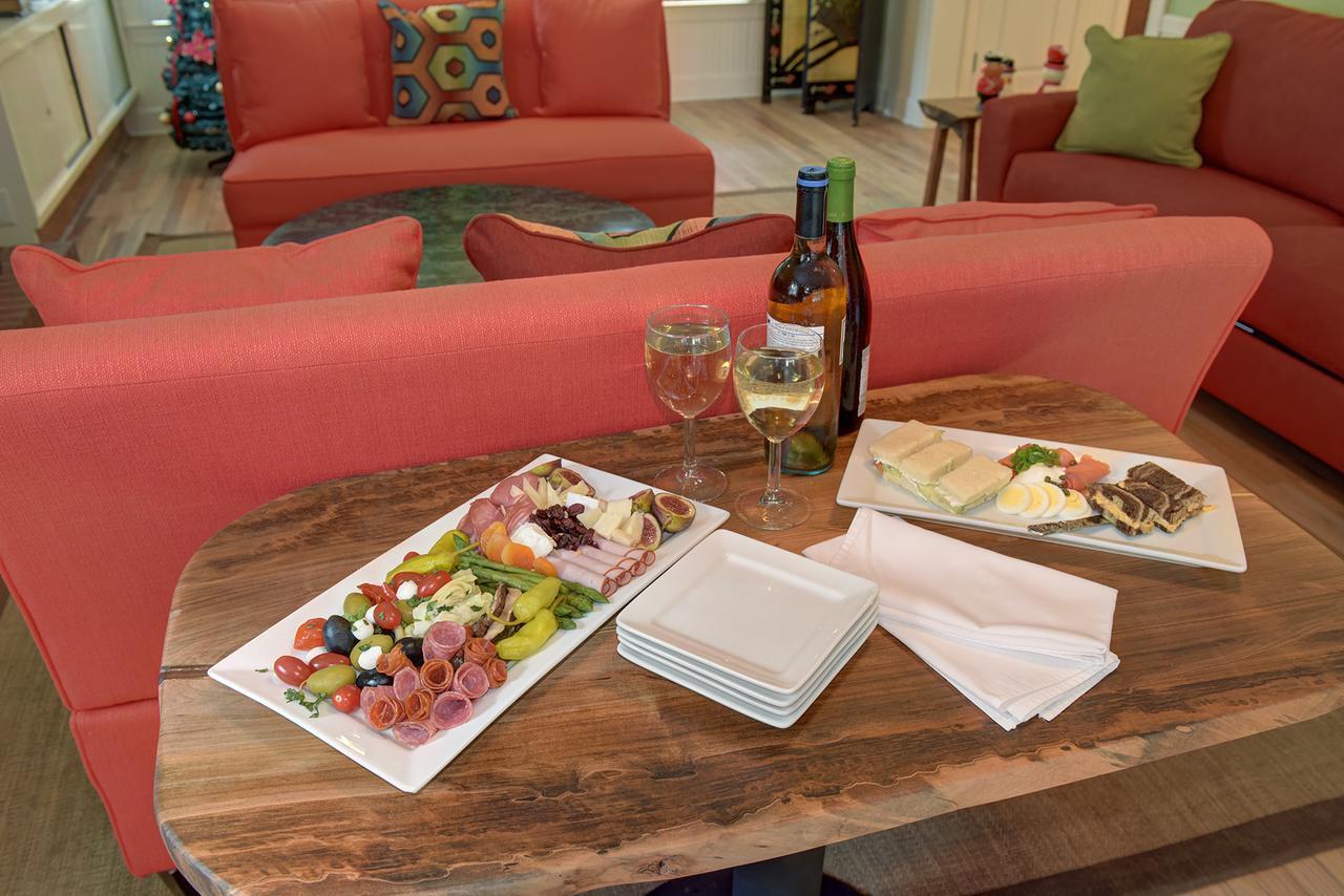 The Grey Owl Inn St. Simons Island Buitenkant foto